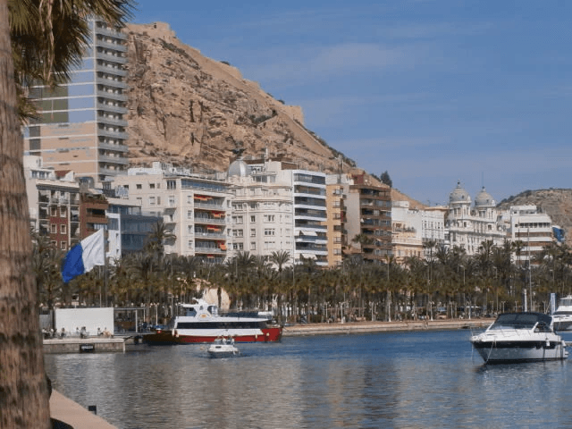 Los inversores extranjeros comprar más en España