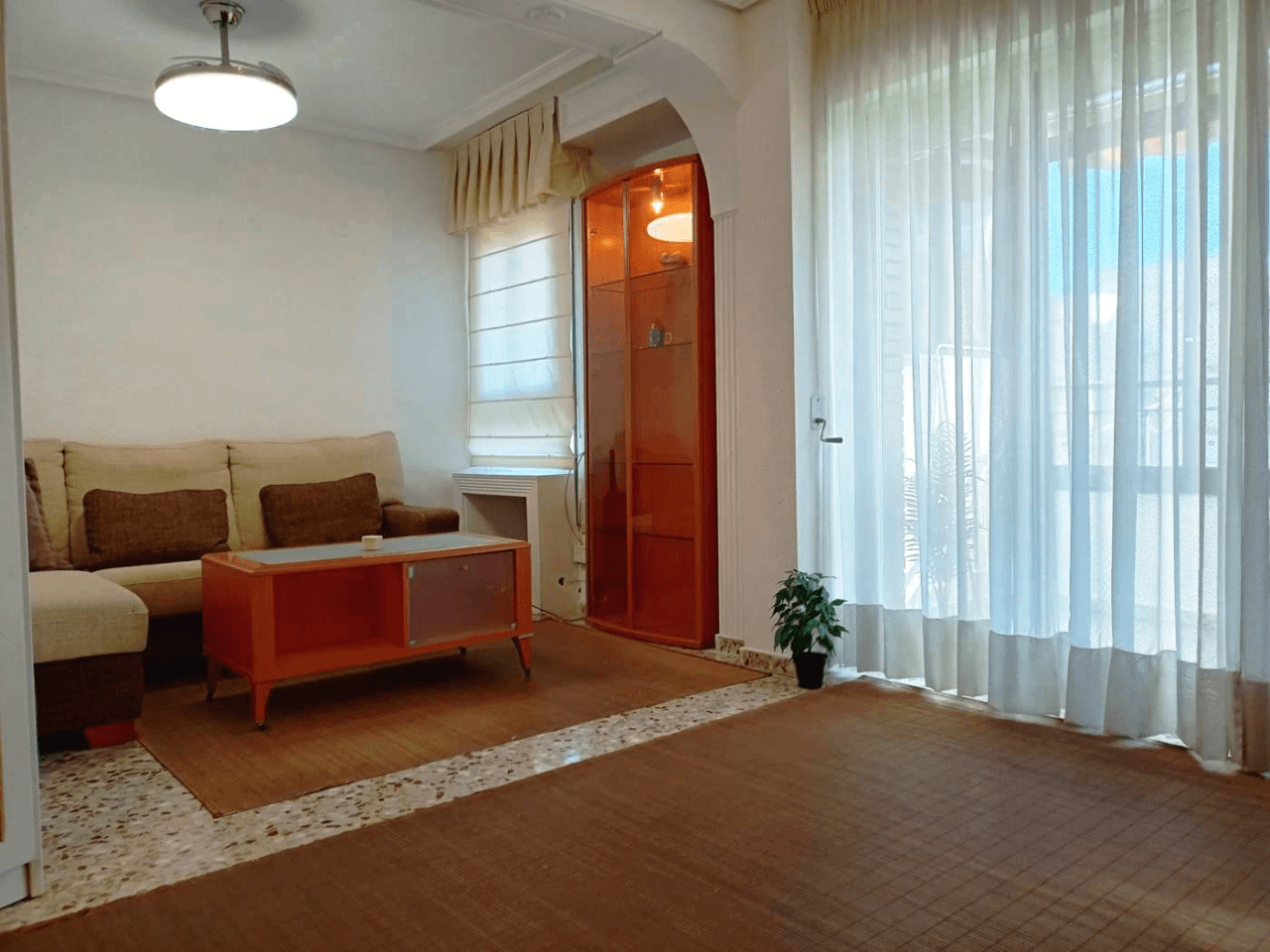 Alquiler en Santa María Mazzarello – 2 habitaciones con terraza y garaje