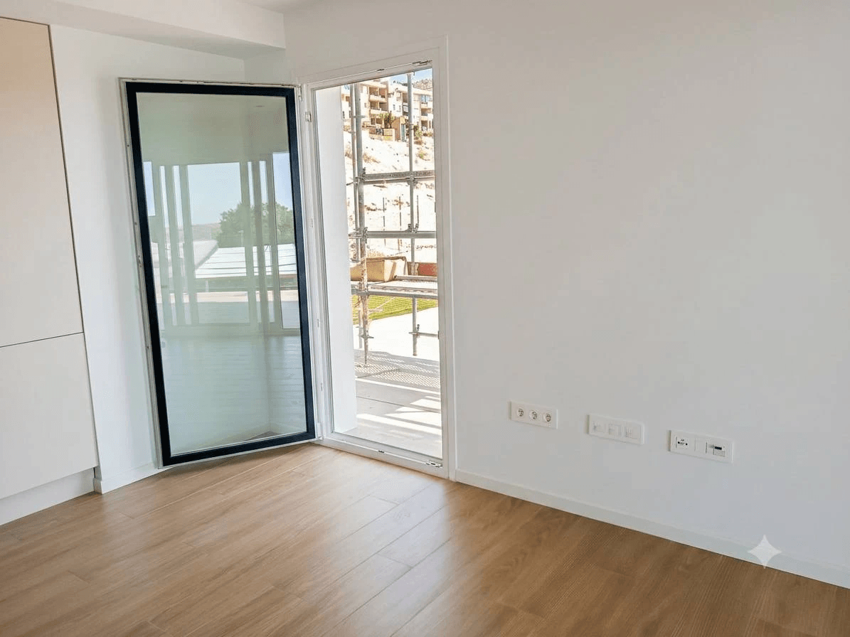 Apartamento con vistas al mar en campo de golf cerca de Alicante