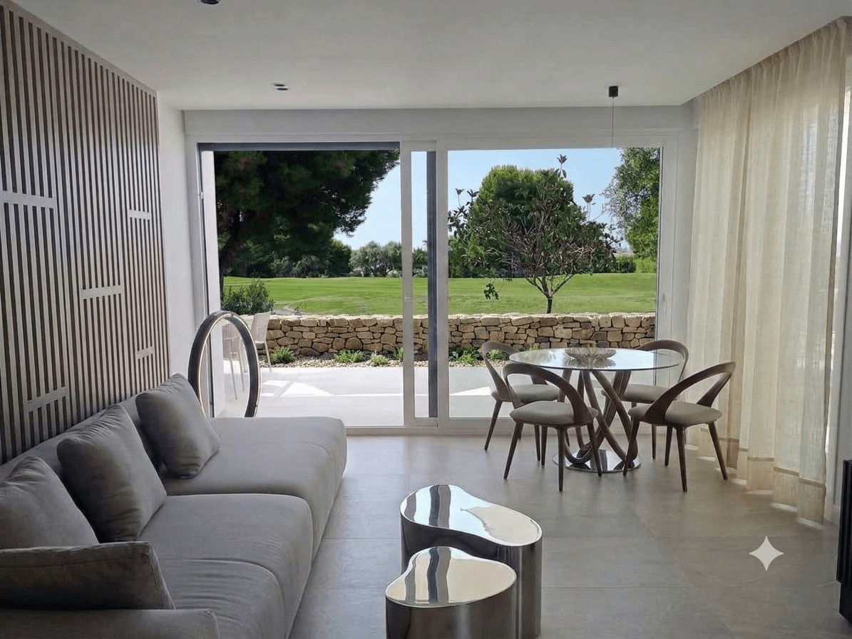 Chalet con vistas al mar y golf cerca de Alicante